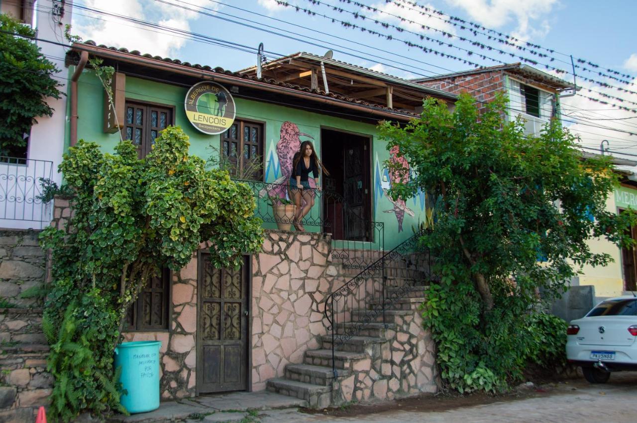 Chapada Backpackers Hostel Agencia เลนโซยส์ ภายนอก รูปภาพ