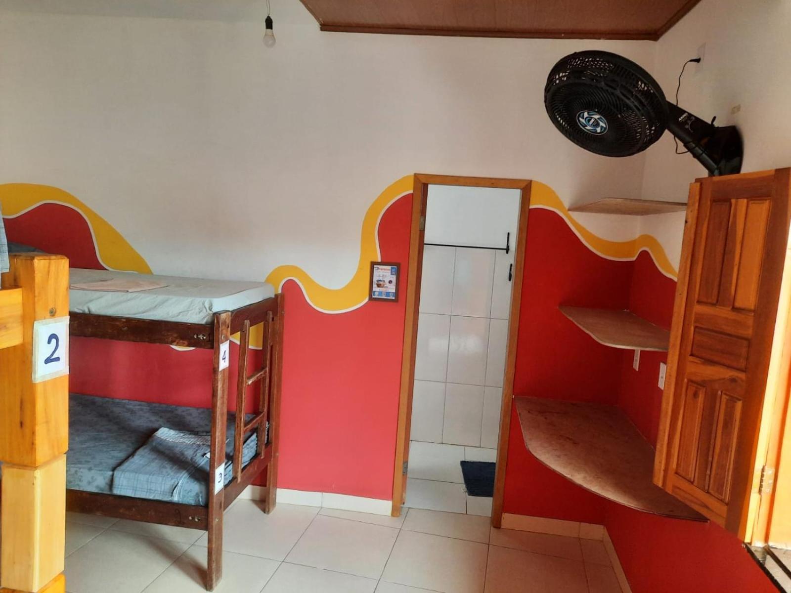 Chapada Backpackers Hostel Agencia เลนโซยส์ ภายนอก รูปภาพ