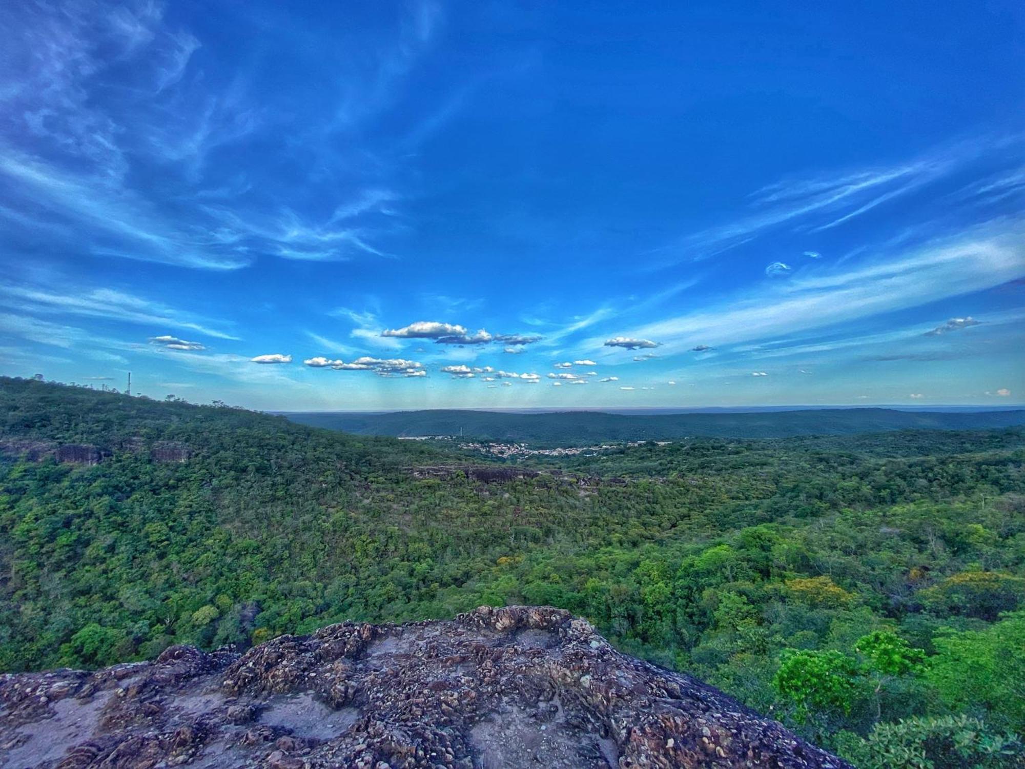 Chapada Backpackers Hostel Agencia เลนโซยส์ ภายนอก รูปภาพ