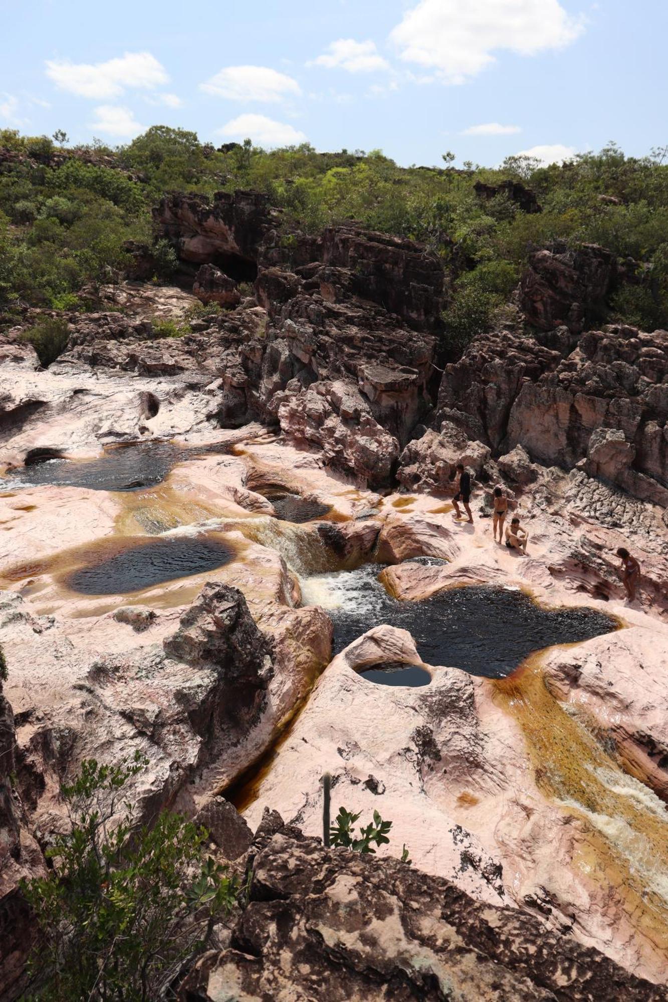 Chapada Backpackers Hostel Agencia เลนโซยส์ ภายนอก รูปภาพ