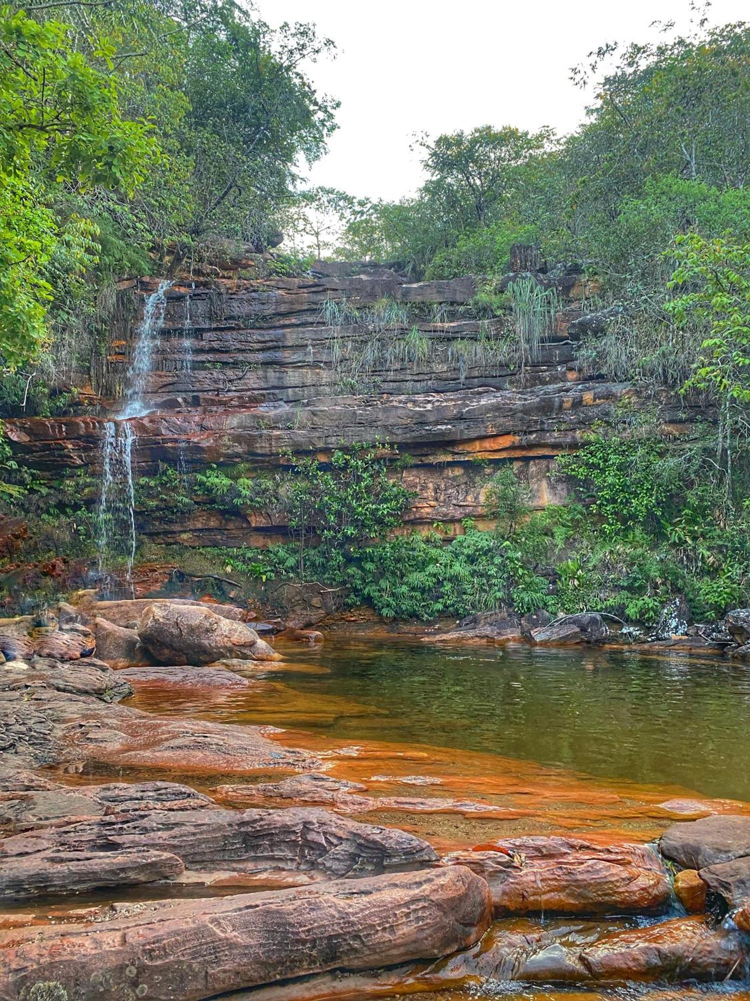 Chapada Backpackers Hostel Agencia เลนโซยส์ ภายนอก รูปภาพ