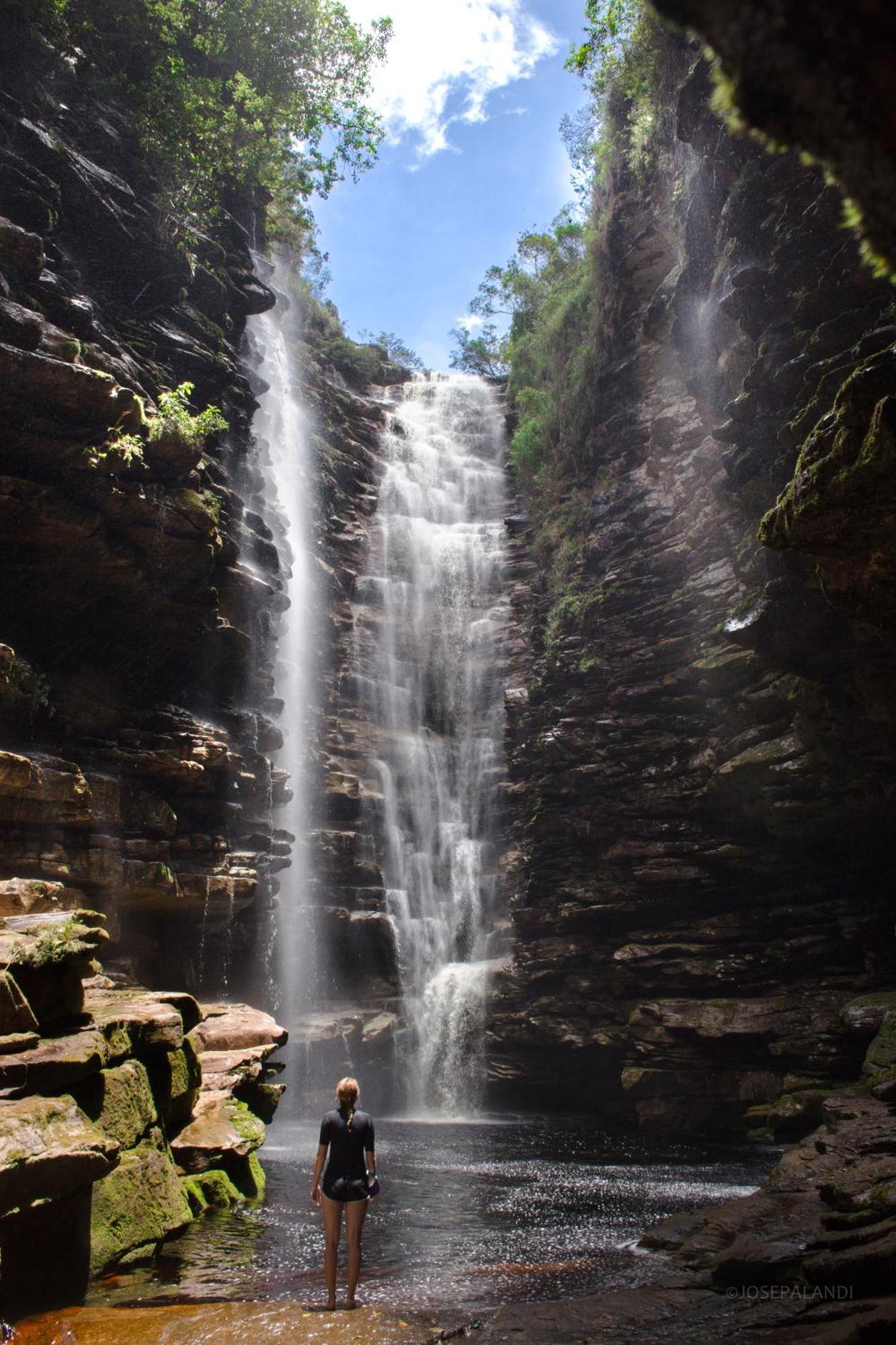 Chapada Backpackers Hostel Agencia เลนโซยส์ ภายนอก รูปภาพ